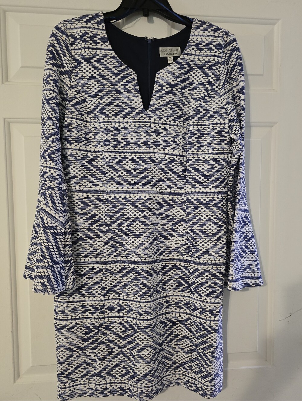 Signature By Ronnie Bee Navy and White Geometric Knit Long-Sleeve Shift Dress